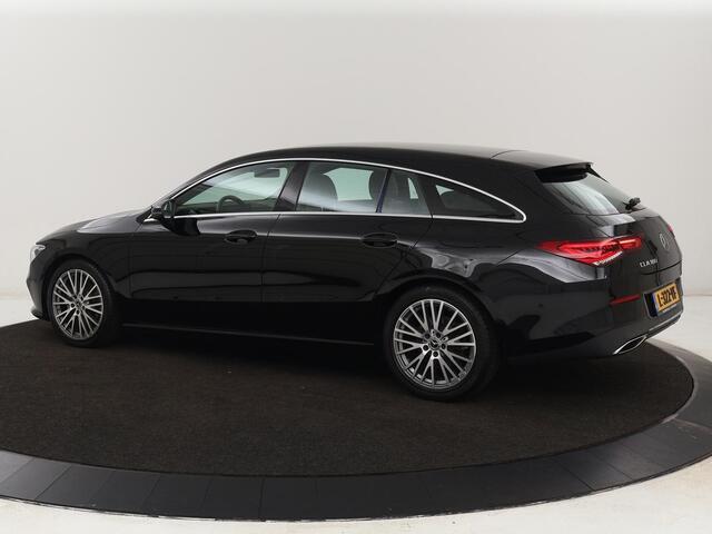 Mercedes-Benz CLA-KLASSE 180 Business Solution Luxury | Leder | Stoelverwarming | Camera | Park Assist | Sfeerverlichting | Widescreen | Full LED