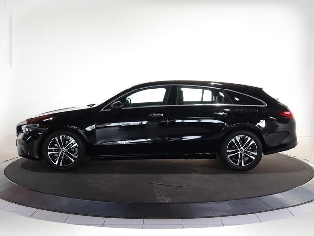 Mercedes-Benz CLA-KLASSE Shooting Brake 180 Star Edition LIMITED | Stoelverwarming | Achteruitrijcamera | LED koplampen | MBUX |