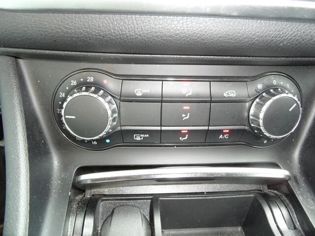 Mercedes-Benz CLA-KLASSE Shooting Brake 180