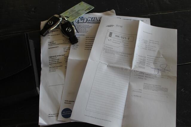 Mercedes-Benz CLA-KLASSE Shooting Brake 220 d OrangeArt Edition