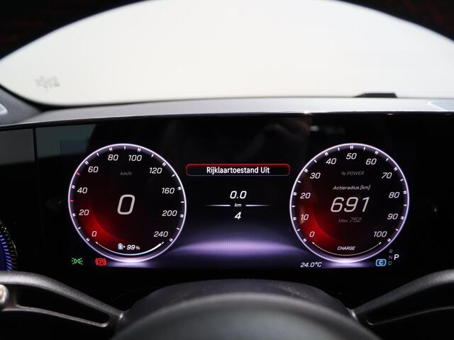 Mercedes-Benz CLA-KLASSE 250+ Launch Edition 85 kWh | Night | Panoramadak | Stoelverwarming | DISTRONIC | Achteruitrijcamera | Trekhaak |