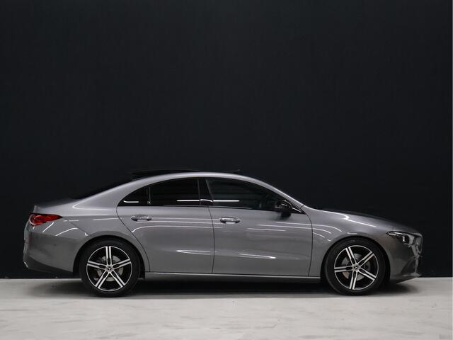 Mercedes-Benz CLA-KLASSE 200 Business Solution Progressive [SCHUIFKANTELDAK, CAMERA, PDC 360+, APPLE CARPLAY, ANDROID AUTO, STOELVERWARMING, CRUISE CONTROL, FLIPPERS, AUTO AIRCO, NAVIGATIE, NIEUWSTAAT]