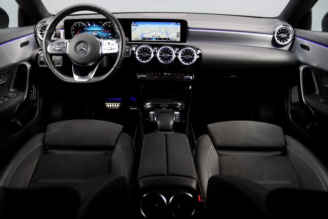 Mercedes-Benz CLA-KLASSE Shooting Brake 250 e AMG Line Aut8 | Widescreen | Sfeerverlichting | Camera | Advanced Sound System | Nightpakket | Cruise Control | High Perf. LED | Augmented Reality |
