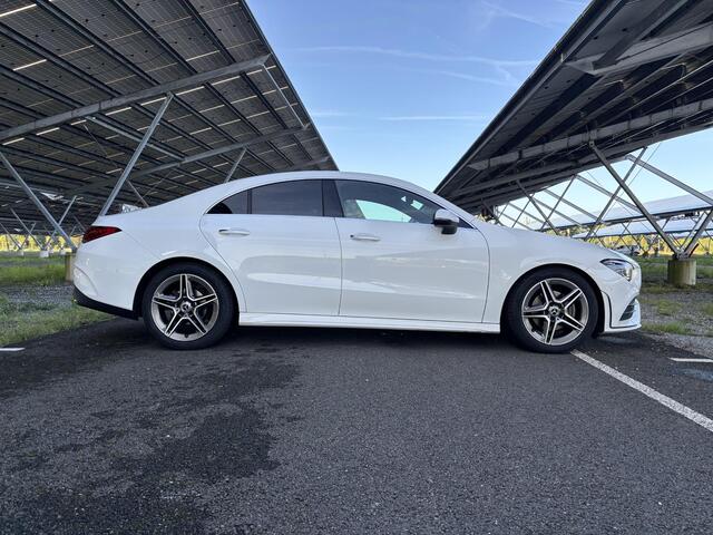 Mercedes-Benz CLA-KLASSE 180 Business Solution AMG | Sfeerverlichting | Widescreen | Apple carplay | Parkeercamera | Stoelverwarming |