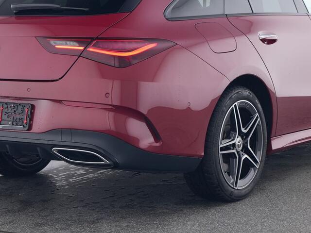 Mercedes-Benz CLA-KLASSE Shooting Brake 250 e AMG Plug-In Hybride AMG Line | NIght Pakket | Panorama Schuif-Kanteldak | Trekhaak | Multibeam Koplampen | 11kW Laden | Stuur en Stoelverwarming. Inclusief 24 maanden MB Certified garantie voor Europa.