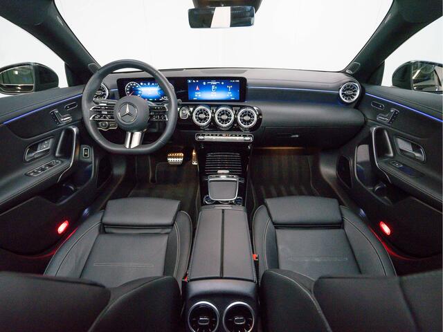 Mercedes-Benz CLA-KLASSE CLA 250 e AMG Line | NIGHT | Burmester | Rij-assistent | Leder