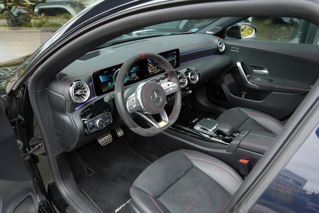 Mercedes-Benz CLA-KLASSE 35 AMG 306pk 4MATIC Premium Plus |panoramadak|Burmester|HUD|BLIS|Apple Carplay|stoelverwarming|parkeercamera|adaptive cruise control|clima control|
