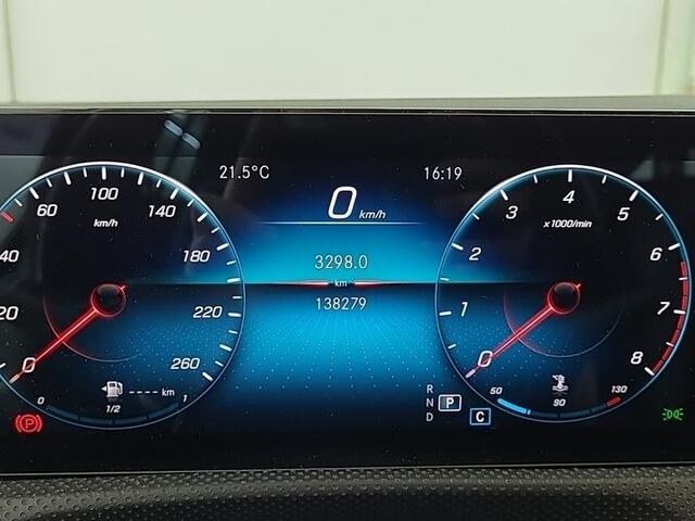 Mercedes-Benz CLA-KLASSE Shooting Brake 200 Aut. Business Sol. Luxury | Navi | Camera | Sfeer Verlichting |