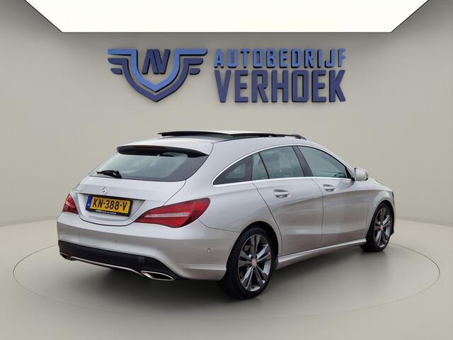 Mercedes-Benz CLA-KLASSE 180 Panoramadak - Navi - PDC