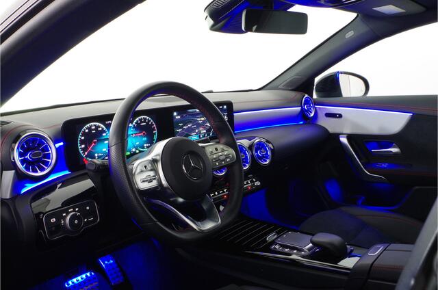 Mercedes-Benz CLA-KLASSE Shooting Brake CLA Shooting Brake 250 e AMG Line > 218pk/Pano.schuif/Matrix LED/Memory/AMG velgen/trekhaak...