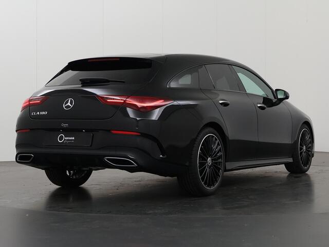 Mercedes-Benz CLA-KLASSE Shooting Brake 180 Business Solution AMG | Night Pakket | Panoramadak | 19" multispaaks velgen | 360 graden camera | Elekt. inklapbare trekhaak |