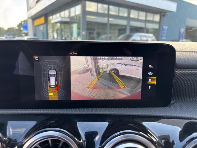 Mercedes-Benz CLA-KLASSE CLA 200 163PK SHOOTING BRAKE PANO NAVI LMV PDC-CAMERA