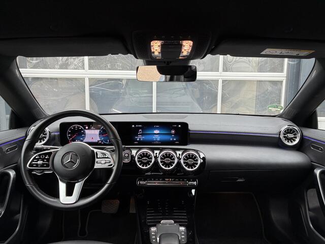 Mercedes-Benz CLA-KLASSE Shooting Brake | Trekhaak | Sfeerverlichting | 200 Luxury Line