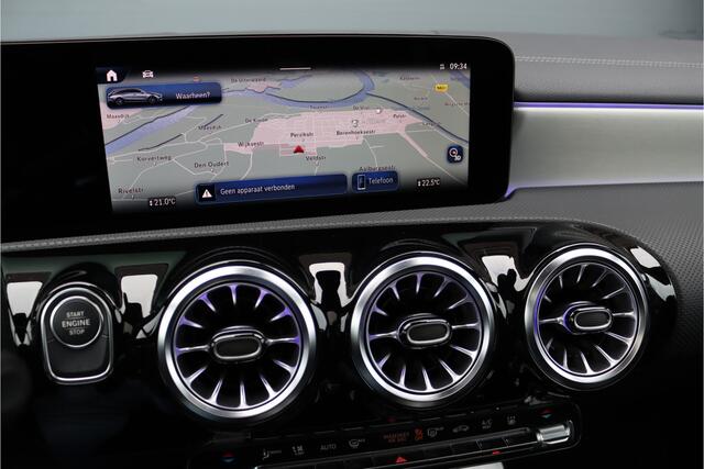 Mercedes-Benz CLA-KLASSE Shooting Brake 250 e AMG Line Aut8 | Facelift | Panoramadak | Distronic+ | Memory | Verwarmd Stuuwiel | Leder | HUD | Sfeerverlichting | Augmented Reality | Surround Camera | Keyless Go |