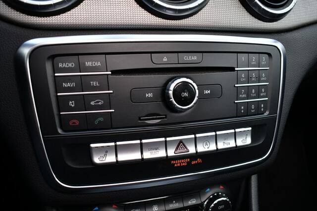 Mercedes-Benz CLA-KLASSE Night|Panodak|Keyless|Blindspot