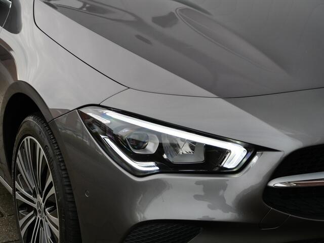 Mercedes-Benz CLA-KLASSE Shooting Brake 250 e Luxury Line 218 Pk Automaat Navi / Camera / Apple Carplay / DAB