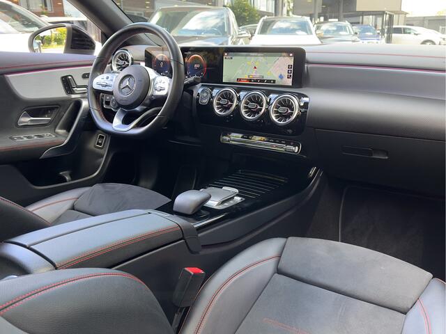 Mercedes-Benz CLA-KLASSE Shooting Brake 200 AUT7 AMG 164PK PANODAK LEDER NAVI VIRTUAL-DASH CAMERA LED LMV PDC
