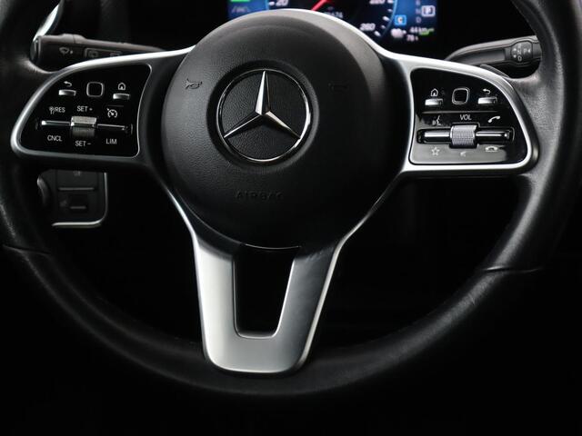 Mercedes-Benz CLA-KLASSE Shooting Brake 250e Urban | Carplay | Park Assist | Navigatie | Camera | DAB | Half leder | Full LED | PHEV | Plug In