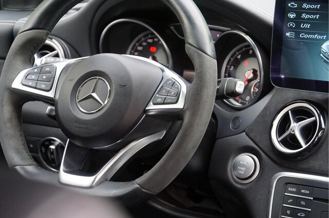 Mercedes-Benz CLA-KLASSE Shooting Brake CLA 200 Shooting Brake AMG line | Panorama Trekhaak LED Camera