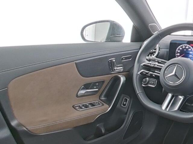 Mercedes-Benz CLA-KLASSE Shooting Brake 250 e AMG Plug-In Hybride Edition AMG Line | Panorama Schuiif-Kanteldak | Burmester® | Memory Voorstoelen | MultiBeam Koplampen | Stoel en Stuurverwarming. Inclusief 24 maanden MB Certified garantie voor Europa.