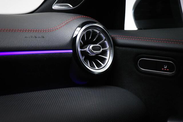 Mercedes-Benz CLA-KLASSE Shooting Brake 200 AMG-Line Premium Plus | PANORAMADAK | BURMESTER DAB | 19"