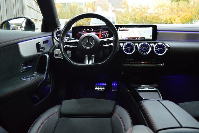 Mercedes-Benz CLA-KLASSE 250 e AMG Led Panorama Memory Distronic Camera 360 Head-Up Keyless Pdc