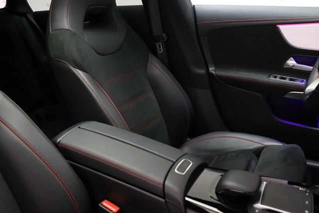 Mercedes-Benz CLA-KLASSE Shooting Brake 180 Business Solution AMG | BUSINESS PLUS PACK | PANORAMADAK | DAB | CAMERA