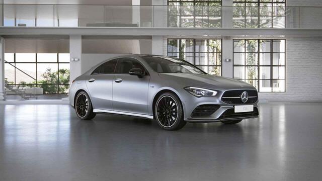 Mercedes-Benz CLA-KLASSE 250 e Premium | Panoramadak | Burmester | Night | Widescreen | 19" lichtmetalen velgen | Stoelverwarming |