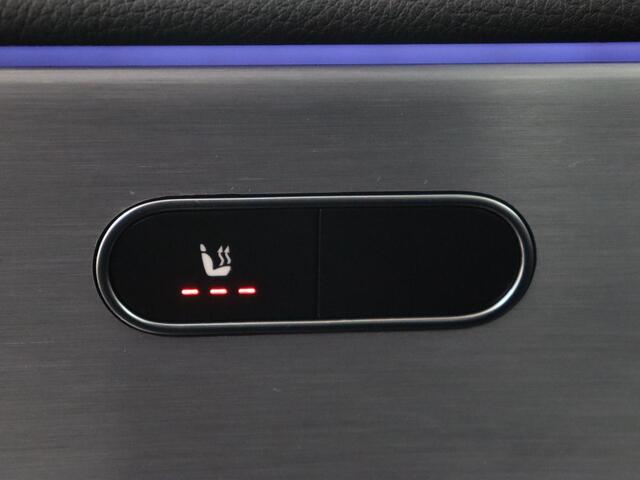 Mercedes-Benz CLA-KLASSE 250e AMG Night | Stoelverwarming | Carplay | Camera | Widescreen | Sfeerverlichting | Leder/Alcantara | Navigatie | Park Assist | Origineel Zwart | PHEV | Plug In