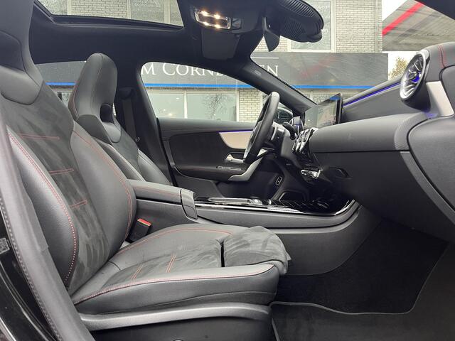 Mercedes-Benz CLA-KLASSE Shooting Brake 180 Star Edition AMG Line Pano HUD Elc Stoelen
