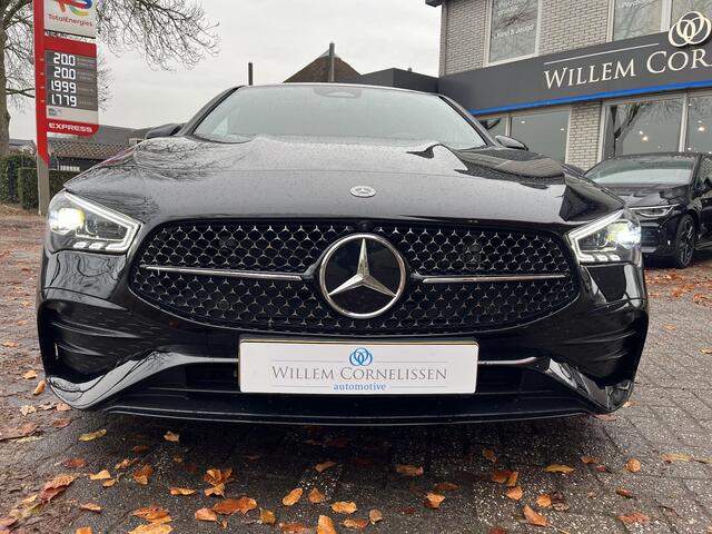 Mercedes-Benz CLA-KLASSE Shooting Brake 180 Star Edition AMG Line Pano HUD Elc Stoelen