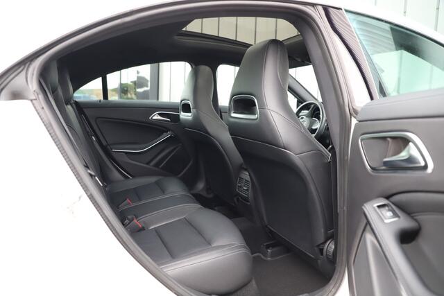 Mercedes-Benz CLA-KLASSE 250 AMG Aut7 | 211PK | Pano | Harman/kardon | Stoelverw. | Leder | Standkachel | Clima | Led | Camera | 2018.