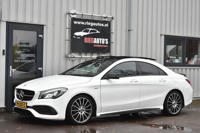 Mercedes-Benz CLA-KLASSE 180 - 2018 | Panoramadak | LED | Parkeersensoren | Keyless Start