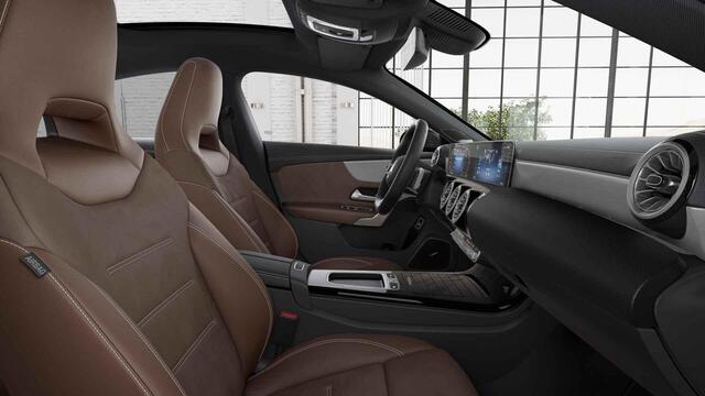 Mercedes-Benz CLA-KLASSE 180 AMG Line | Panoramadak | Memory | 360 graden camera | Headup | Sfeerverlichting | Keyless |