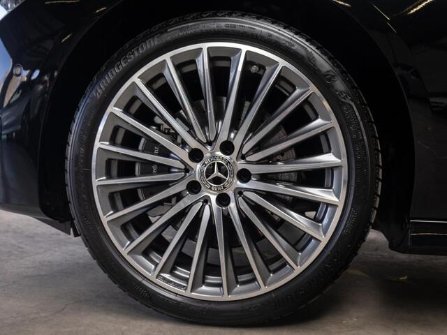 Mercedes-Benz CLA-KLASSE Shooting Brake 250 e Star Edition AMG Line Premium PLUS | Panorama dak | Trekhaak