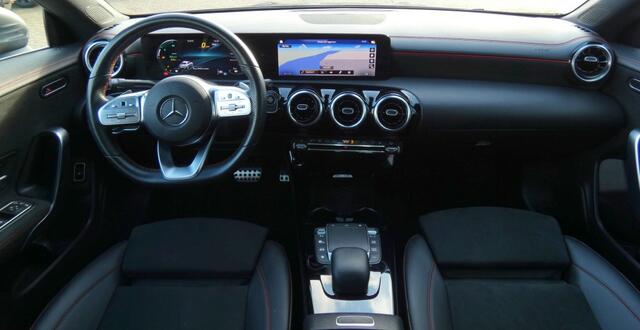 Mercedes-Benz CLA-KLASSE 250 E AMG Automaat,Led,Camera,Stoelverw,DealerOH