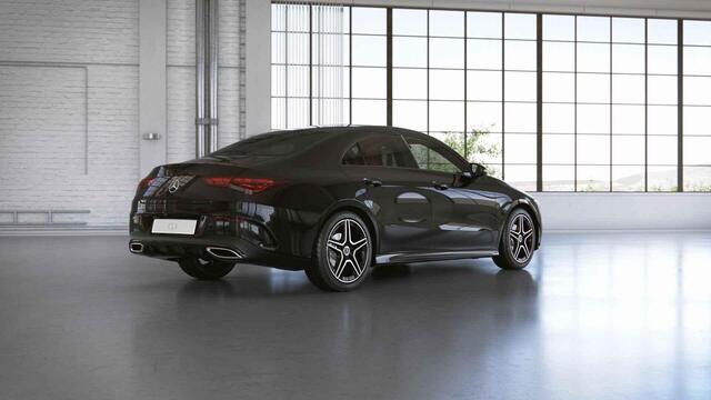 Mercedes-Benz CLA-KLASSE 180 Business Solution AMG | Night | Panoramadak | Widescreen | Parkeercamera |