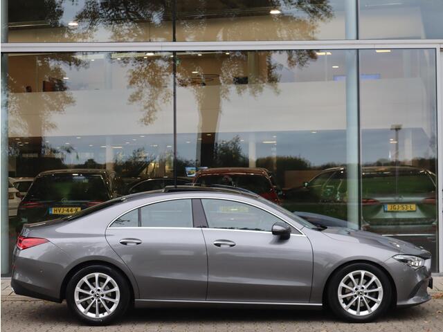 Mercedes-Benz CLA-KLASSE 180 Business Solution Luxury