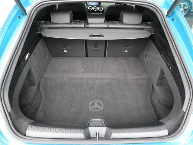 Mercedes-Benz CLA-KLASSE Shooting Brake 250 e Star Edition Luxury Line | Panoramadak | Trekhaak | Rijassistentie | Memory Seats | 360 Camera