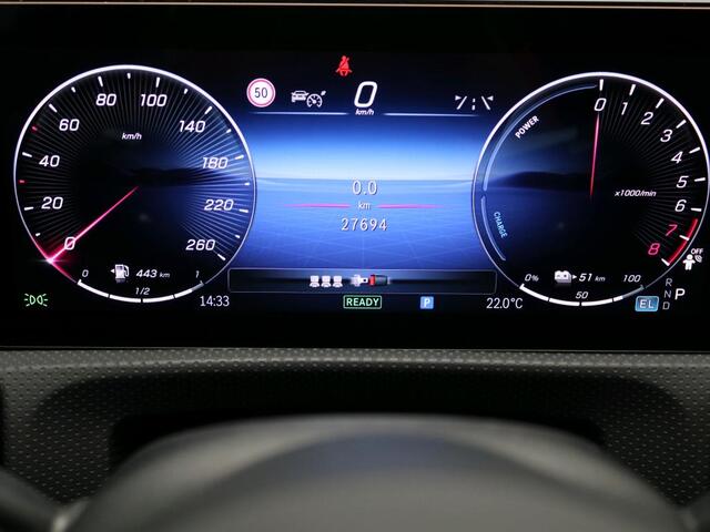 Mercedes-Benz CLA-KLASSE Shooting Brake 250 e AMG Nightpakket Plug-In Hybride | Panoramadak | Memory | Head Up display | 360° Camera | Dode Hoek Ass | Sfeerverlichting | Keyless Go | Inclusief 24 maanden Mercedes-Benz Certified garantie voor Europa.