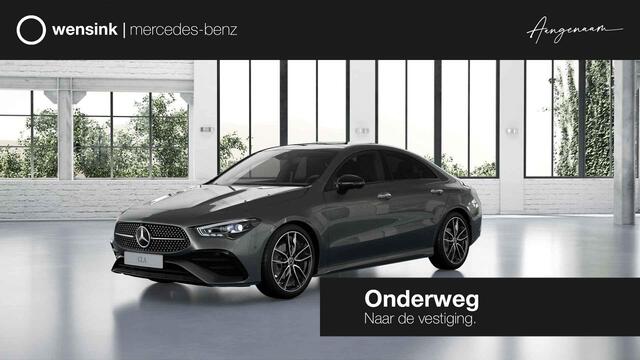 Mercedes-Benz CLA-KLASSE 180 Business Solution AMG | Panoramaschuifdak | AMG Line Plus | Night pakket | Head-up display | 360° camera | 19"AMG velgen |