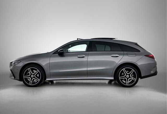 Mercedes-Benz CLA-KLASSE Shooting Brake 250 e Business Solution AMG | Nightpakket | Dodehoekassistent | Panoramaschuifdak | Multibeam LED | EASY PACK achterklep | Sfeerverlichting | Smartphone integratie | KEYLESS-GO comfortpakket |