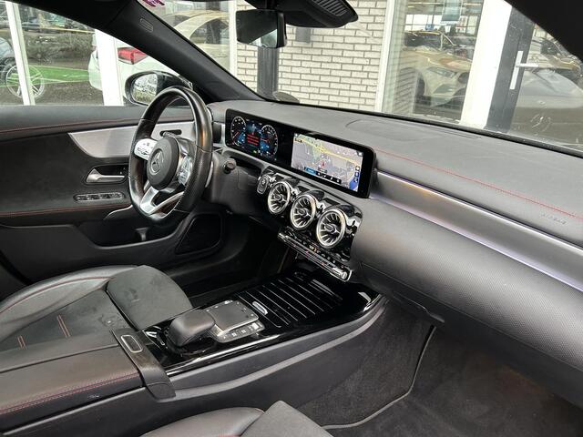 Mercedes-Benz CLA-KLASSE 250 e Business Solution AMG Limited | Panoramadak | Memorypakket | Sfeerverlichting