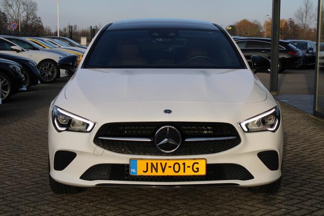 Mercedes-Benz CLA-KLASSE Shooting Brake 250e AUT8 Premium NIGHT PAKKET PANORAMADAK SFEER CARPLAY 18''