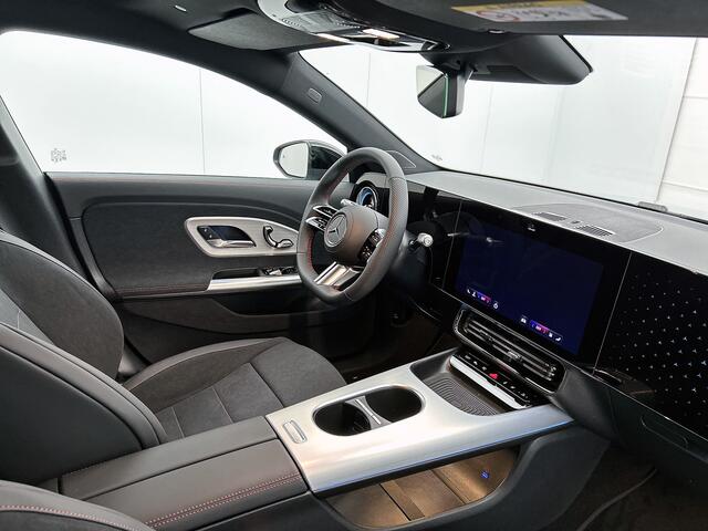 Mercedes-Benz CLA-KLASSE 250+ Launch Edition 85 kWh | Smartphone integratie | Antidiefstal pakket URBAN GUARD | Warmtepomp | Adaptieve Cruisecontrol | Memorypakket | 19 inch AMG velgen | Sierdelen aluminium |