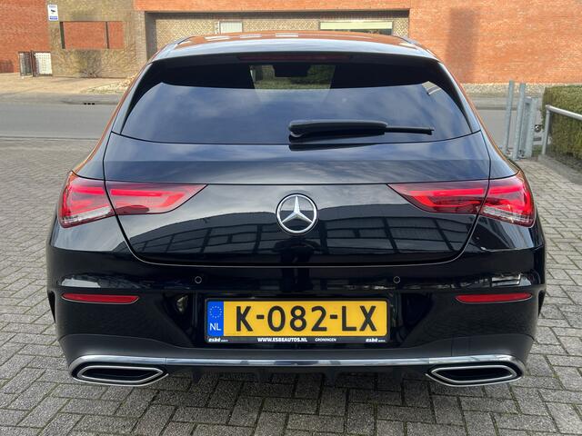 Mercedes-Benz CLA-KLASSE Shooting Brake 220 Automaat 190 pk AMG Line Navigatie Trekhaak Carplay Widescreen Sportstoelen Camera Sfeerverlichting Sportstuur Extra Getint Glas NL Auto