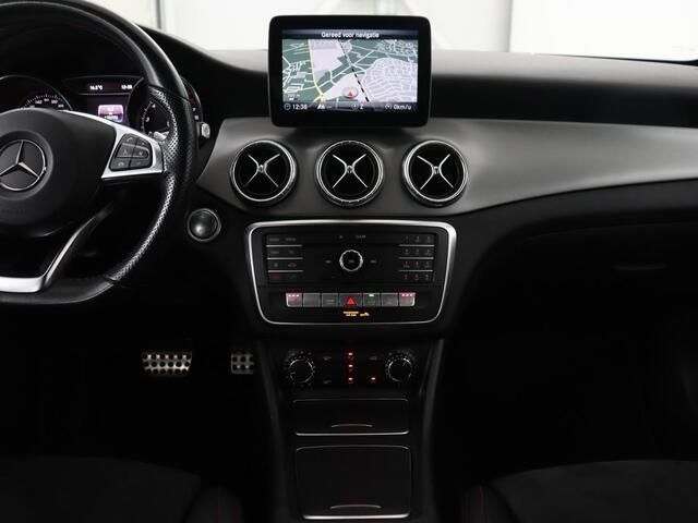 Mercedes-Benz CLA-KLASSE Shooting Brake 180 AMG-Pakket | Full-LED | Stoelverwarming | Camera | Navigatie