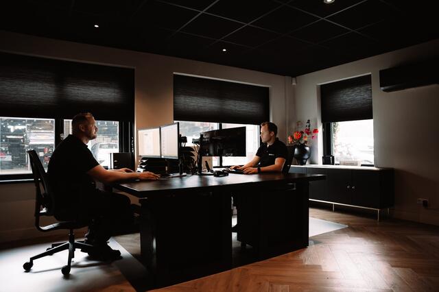 Mercedes-Benz CLA-KLASSE 180 136 pk Business Solution Luxury AMG-Sportpakket / Sfeer-Verl./ Led-Koplamp/ Sport-Stoelen/ Stoel.Verw/ Camera/ 18'' LMV