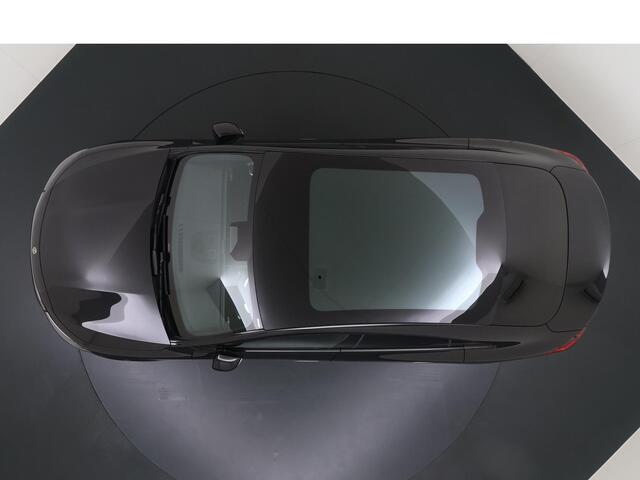 Mercedes-Benz CLA-KLASSE 250+ Launch Edition 85 kWh Accu | Trekhaak Wegklapbaar | Memorystoelen | Warmtepomp | Multibeam Led | Stoelverwarming Voorin | Distronic Cruise Control | Achteruitrijcamera | Nightpakket | Dodehoekassistent