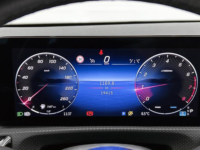 Mercedes-Benz CLA-KLASSE 180 Business Line | Trekhaak | Cruise Control | Stoelverwarming | Inclusief 24 maanden MB Certified garantie voor Europa.